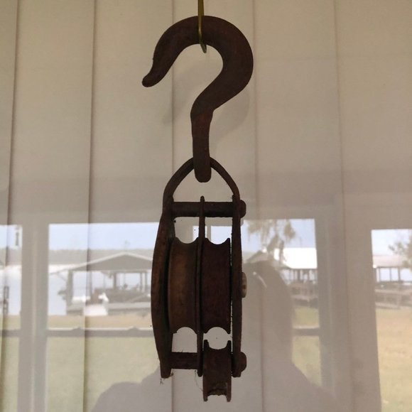 Vintage Two Sheaves Block and Tackle Industrial Farm Steampunk - Picture 1 of 6